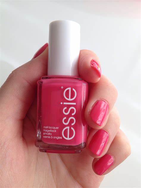 Essie Nail Polish Status Symbol 681