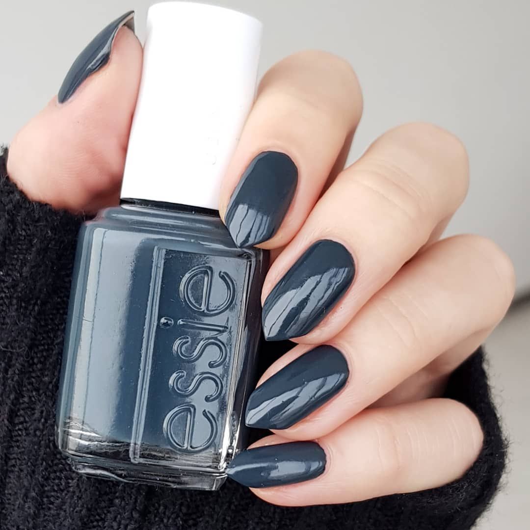 Sơn móng tay Essie Mind Your Mittens 853