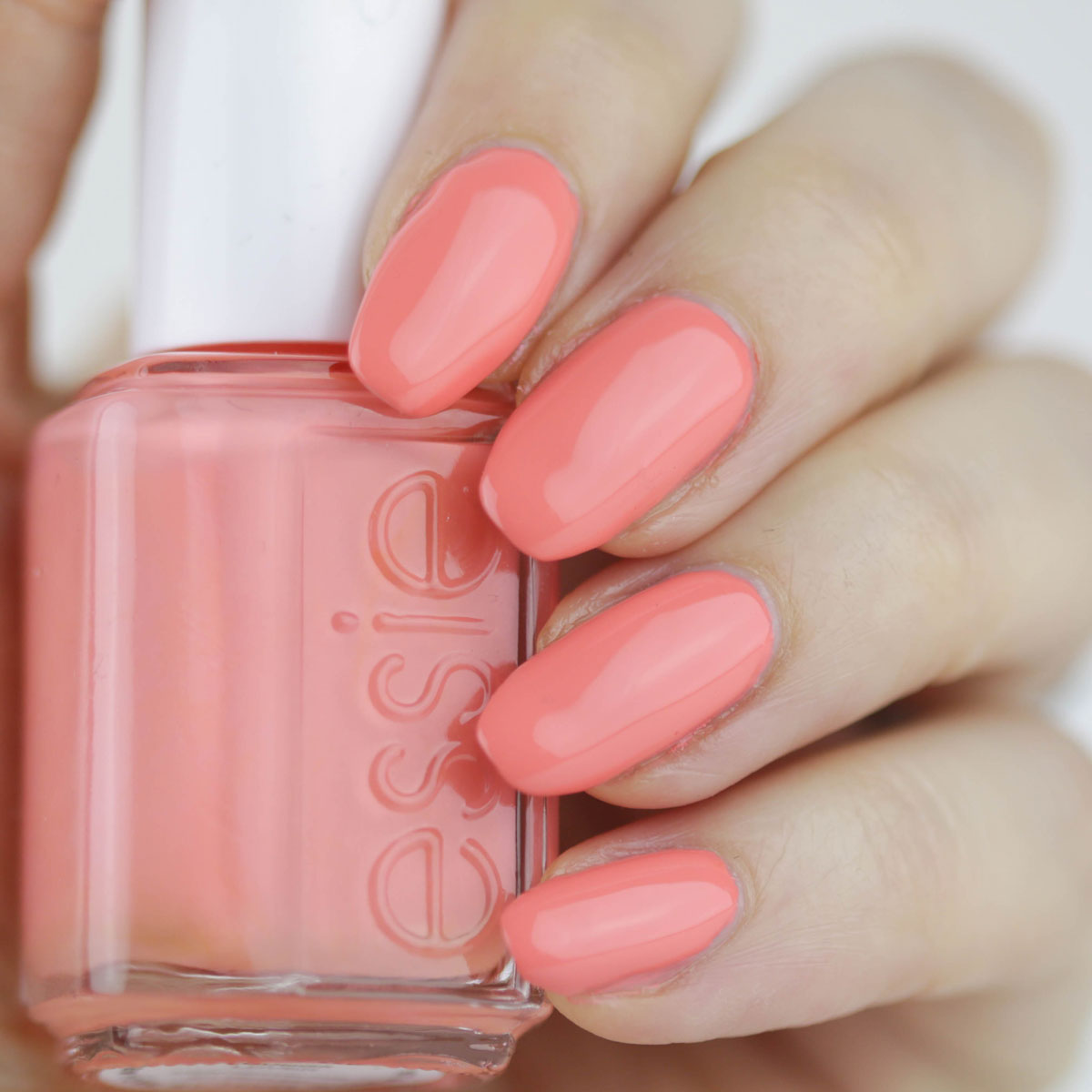 Essie Nail Polish Lounge Lover 965