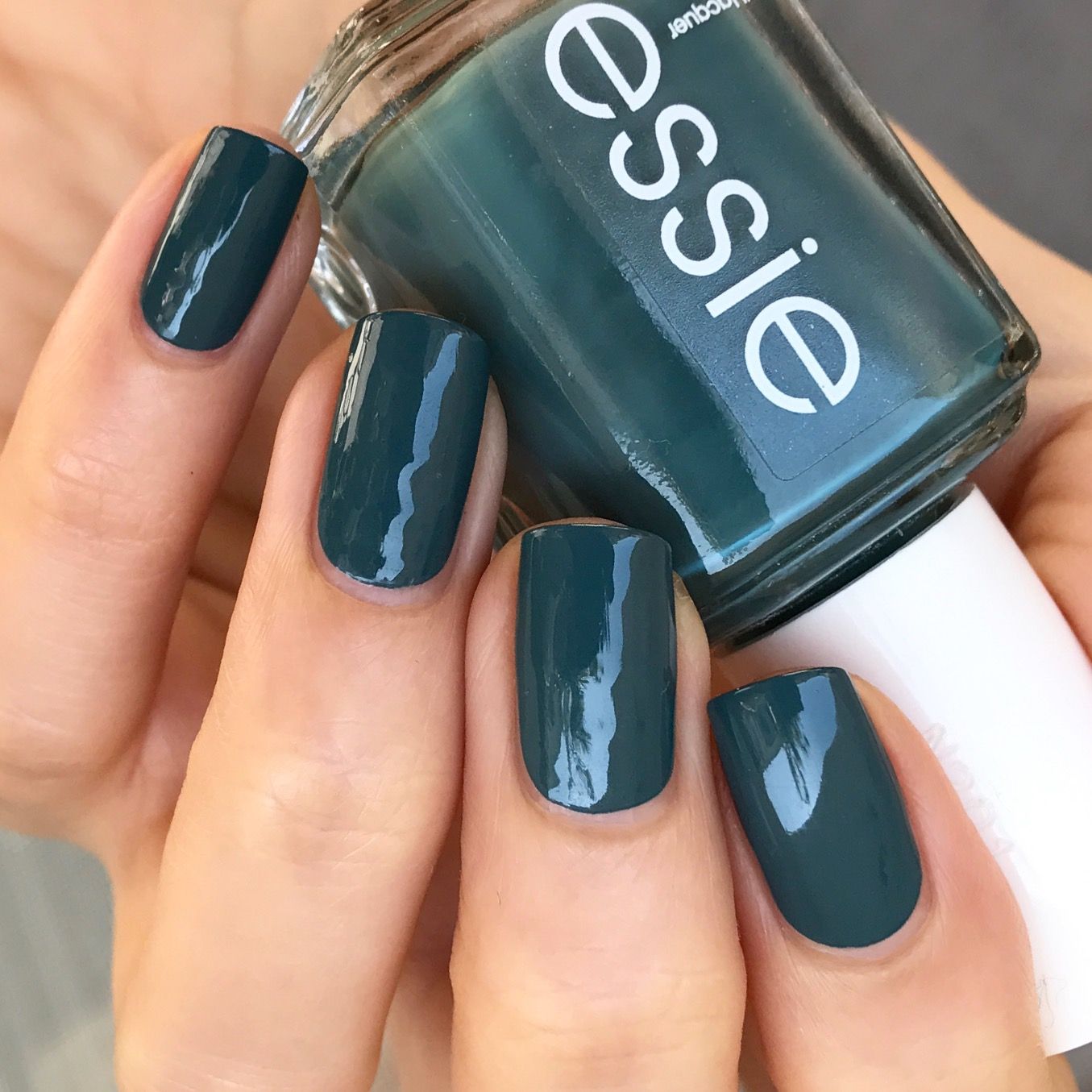 Essie Nail Polish Poolside Service 968